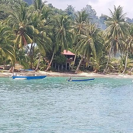 ホテル Ella'S Place Salang Tioman エクステリア 写真