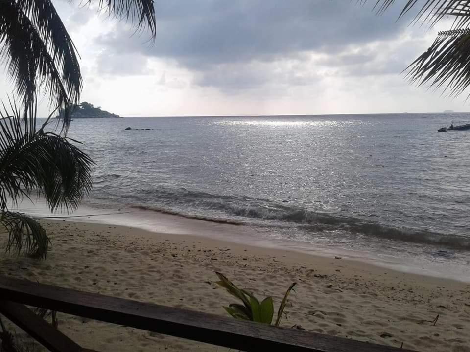 ホテル Ella'S Place Salang Tioman エクステリア 写真