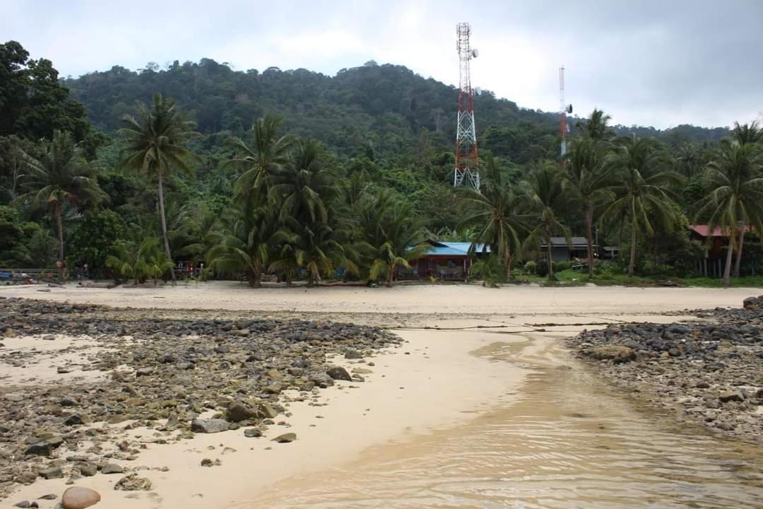 ホテル Ella'S Place Salang Tioman エクステリア 写真