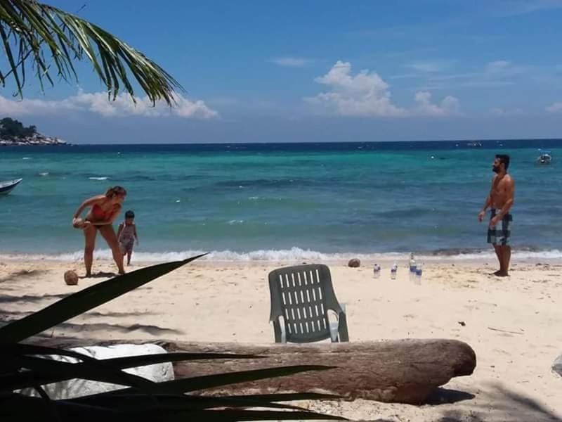 ホテル Ella'S Place Salang Tioman エクステリア 写真