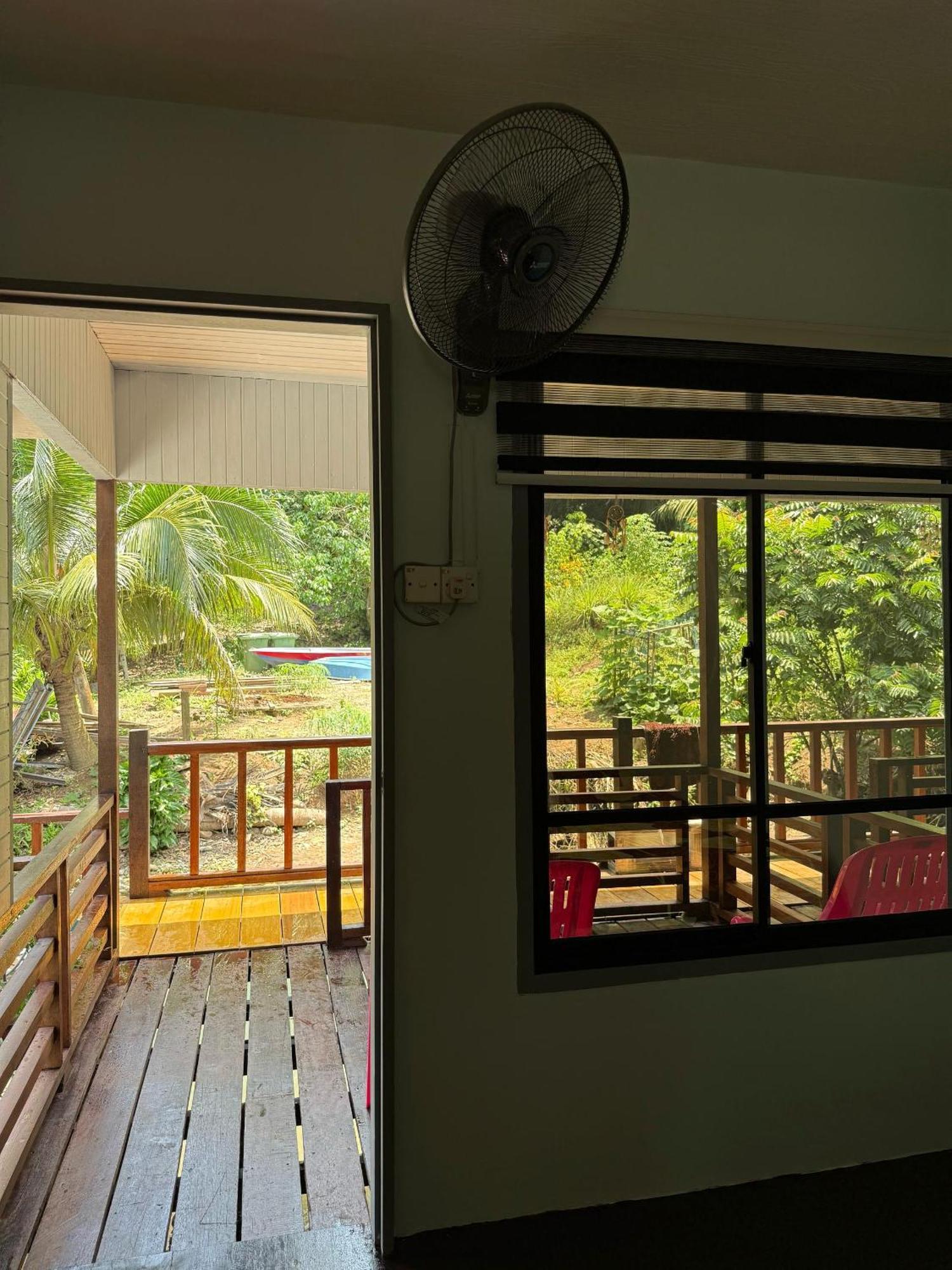 Ella'S Place Salang Tioman Kampong Ayer Batang エクステリア 写真